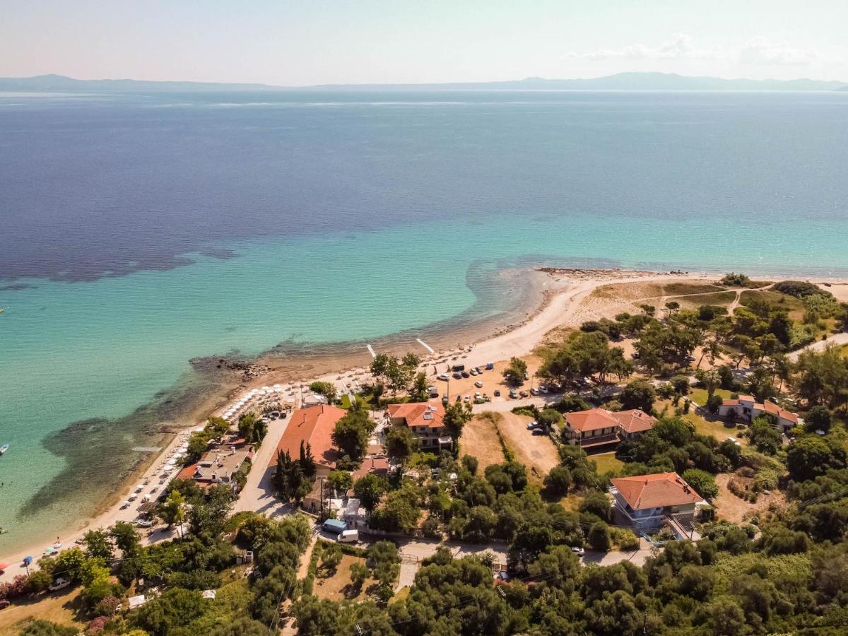 Limna Beach Áfitos Extérieur photo