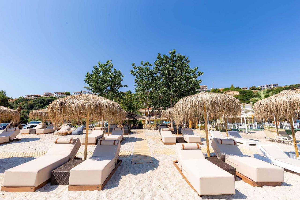 Limna Beach Áfitos Extérieur photo